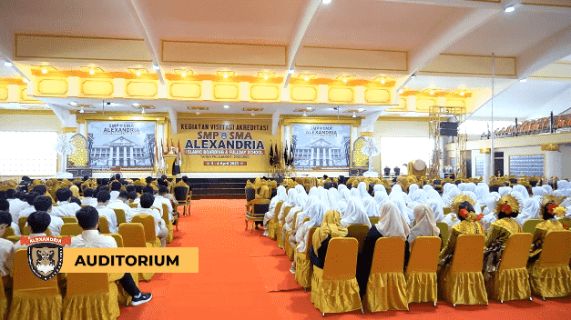 Alexandria Islamic School auditorium.png